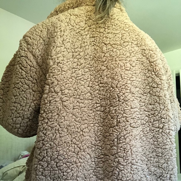 cute bear fluffy jacket - Picture 3 of 4